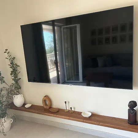 Steps To 3 Bedrooms 2 Bathrooms 2 Kitchens With A Terrace - 2 Parking Spots - Sea View アパート